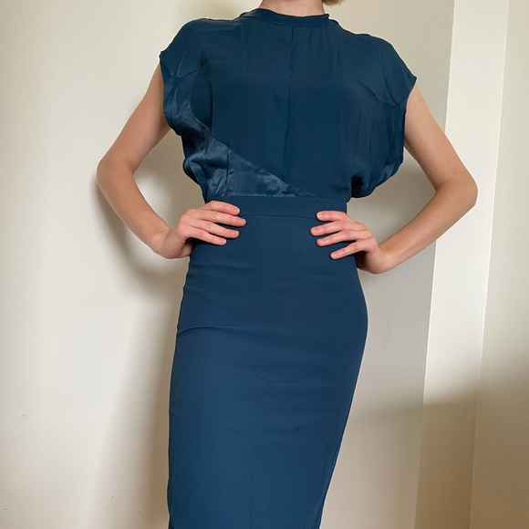 Midnight turquoise midi dress with batwing sleeves - Picture 2 of 7